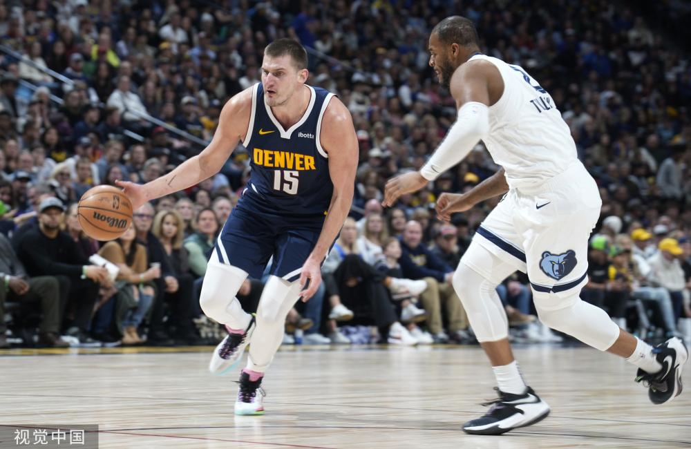 尤为明显 尤为明显