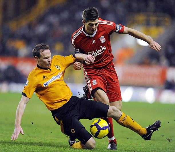 荣耀的背后 荣耀的背后