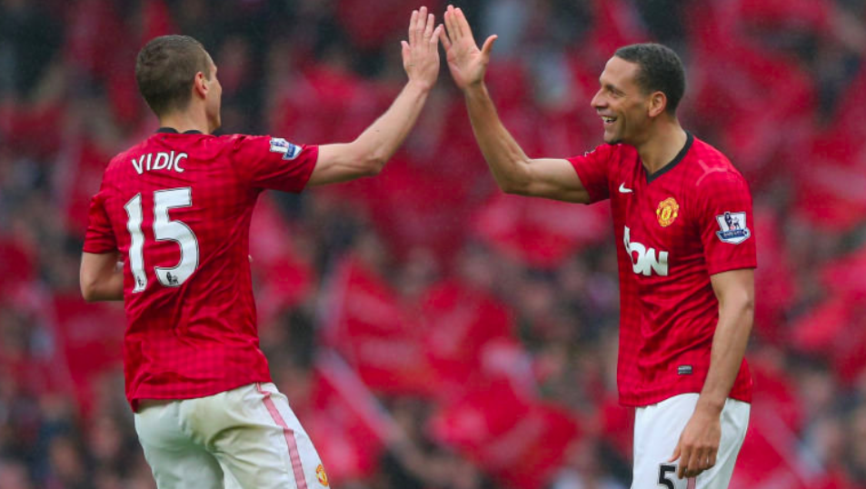 球场上的表 球场上的表